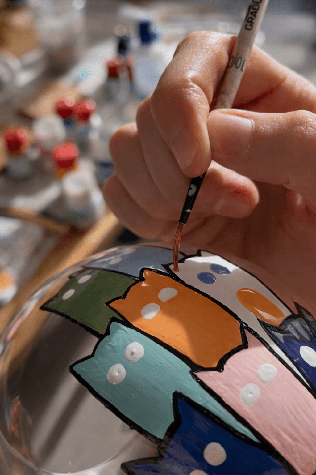 Pintura a mano del proceso artesanal de PÁTINA